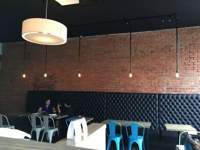 Doughnut Lounge