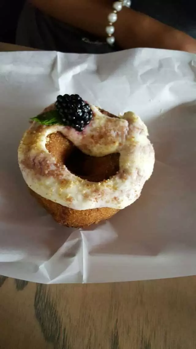 Doughnut Lounge