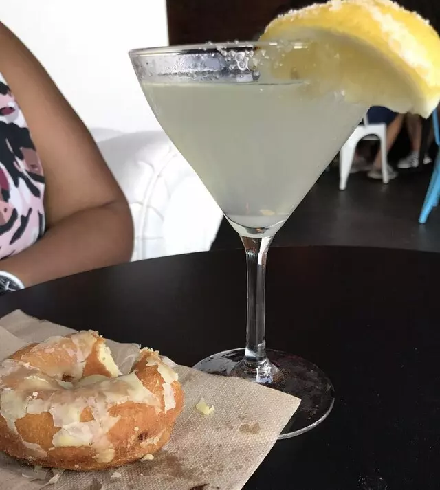 Doughnut Lounge