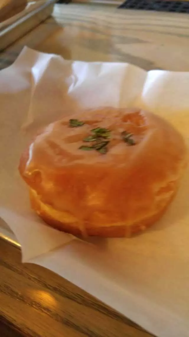 Doughnut Lounge