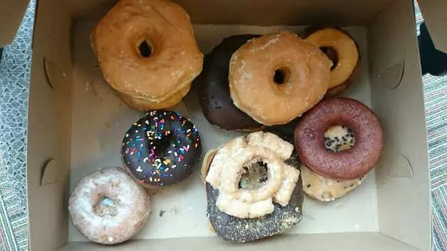 Doughnut Lounge