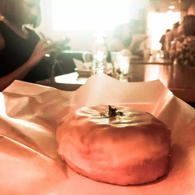 Doughnut Lounge