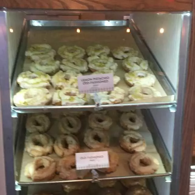 Doughnut Lounge