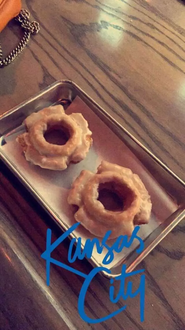 Doughnut Lounge
