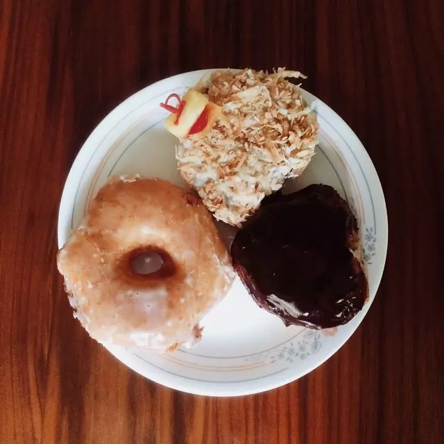 Doughnut Lounge