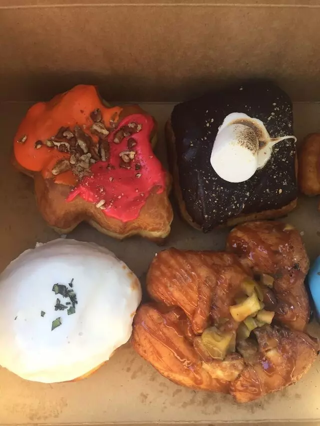 Doughnut Lounge