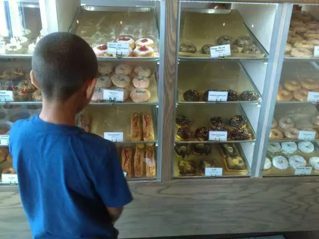 Doughnut Lounge