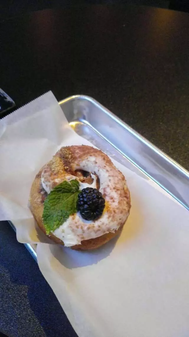 Doughnut Lounge