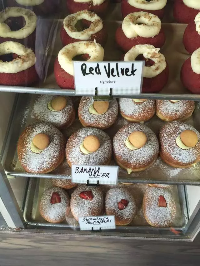 Doughnut Lounge