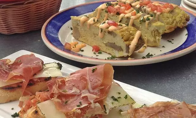 La Bodega