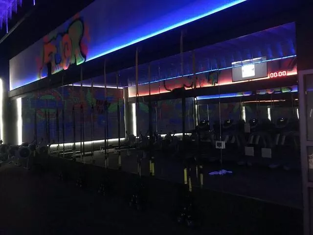Genesis Health Clubs - Ward Parkway