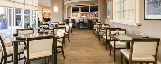 Sheraton Suites Country Club Plaza