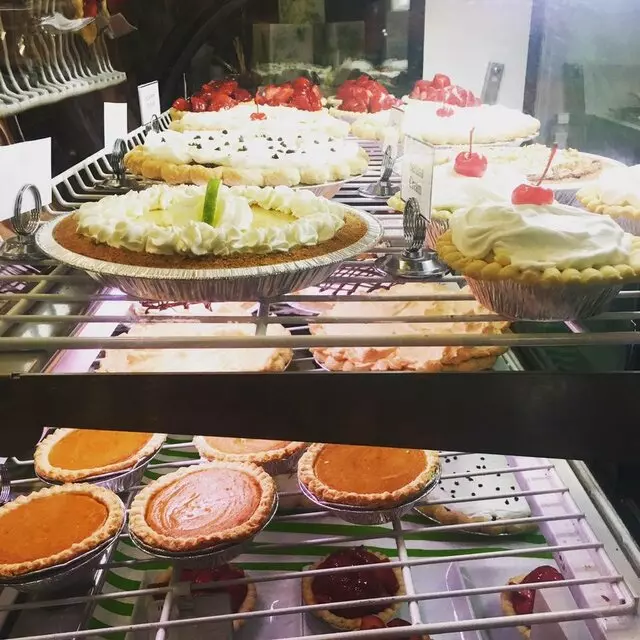 Ashleigh’s Bake Shop