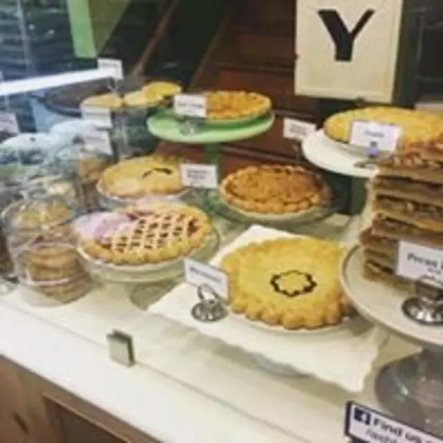 Ashleigh’s Bake Shop