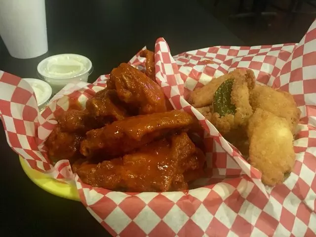 Wings Cafe Westport