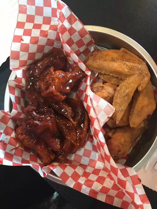 Wings Cafe Westport