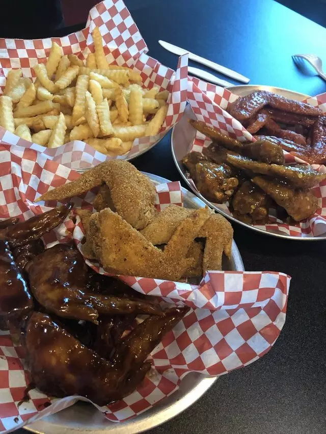 Wings Cafe Westport