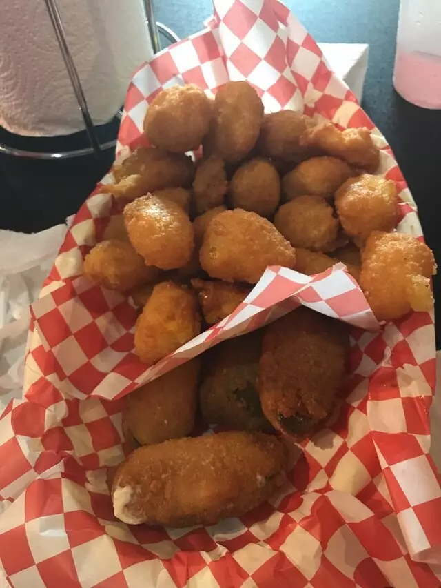 Wings Cafe Westport