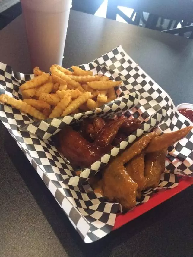Wings Cafe Westport