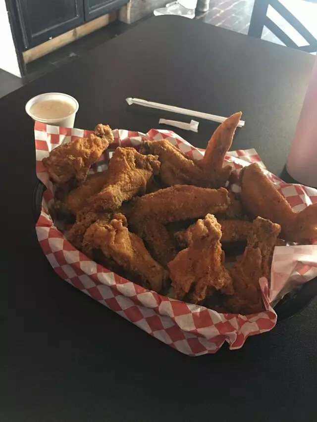 Wings Cafe Westport