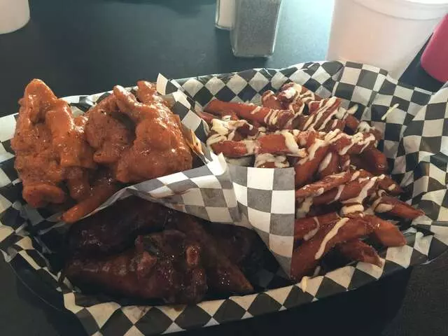 Wings Cafe Westport