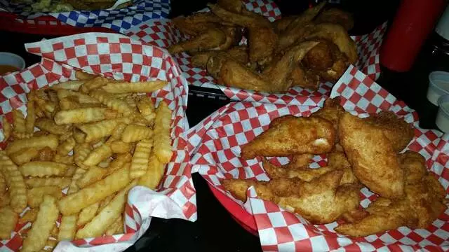 Wings Cafe Westport