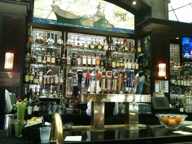 McCormick & Schmick’s Seafood & Steaks