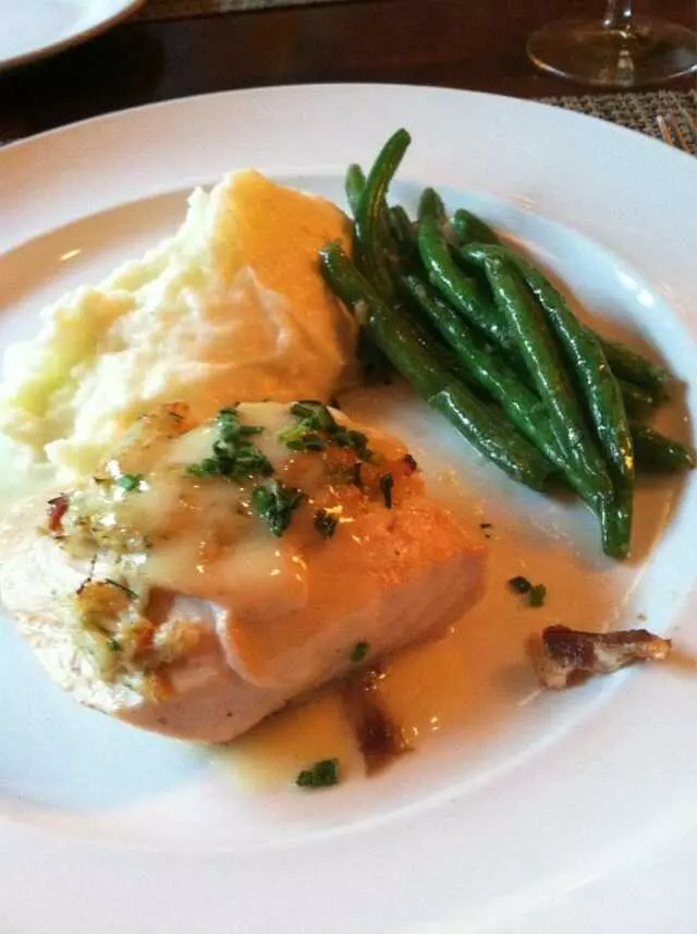 McCormick & Schmick’s Seafood & Steaks