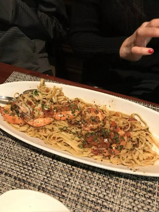 McCormick & Schmick’s Seafood & Steaks