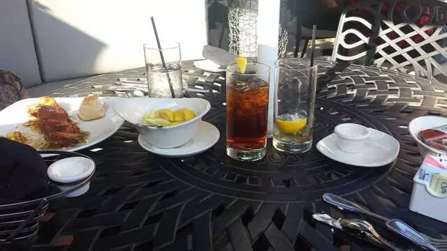 McCormick & Schmick’s Seafood & Steaks