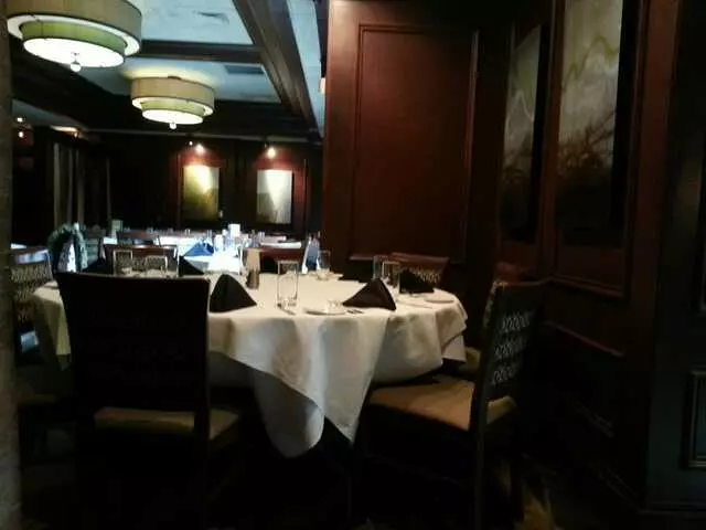 McCormick & Schmick’s Seafood & Steaks