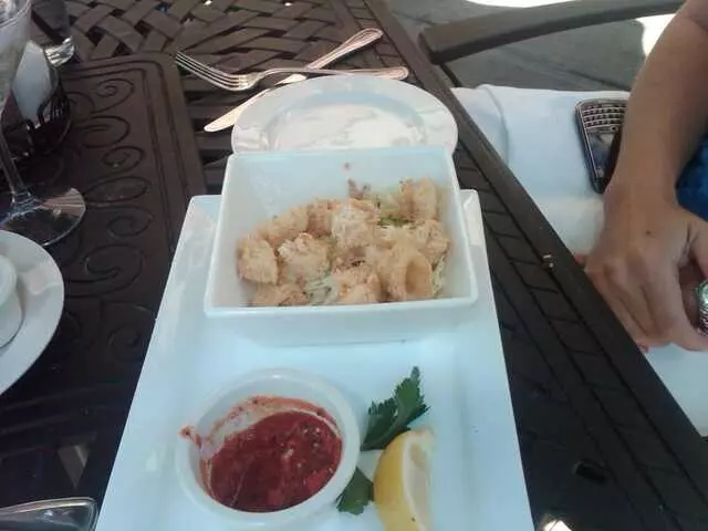McCormick & Schmick’s Seafood & Steaks