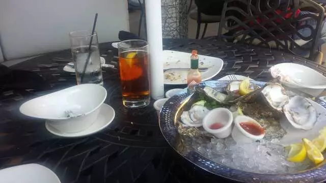 McCormick & Schmick’s Seafood & Steaks