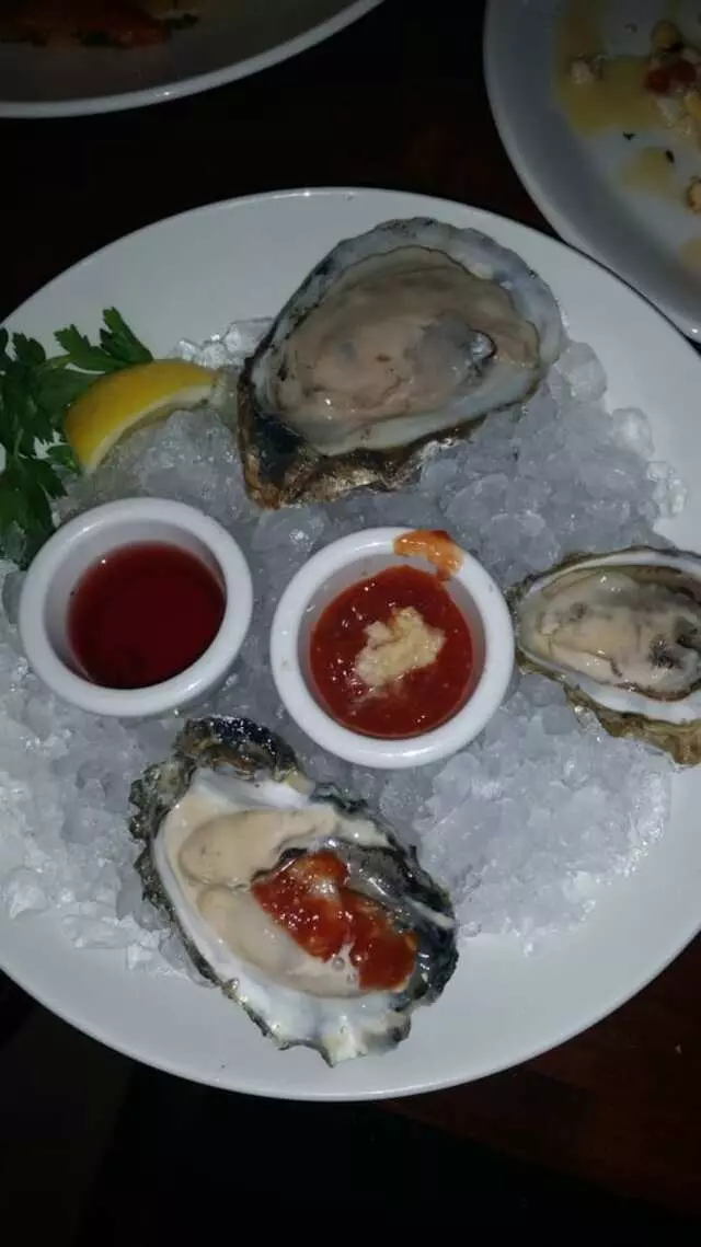McCormick & Schmick’s Seafood & Steaks