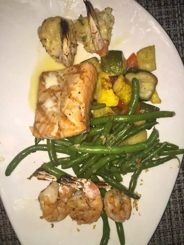 McCormick & Schmick’s Seafood & Steaks