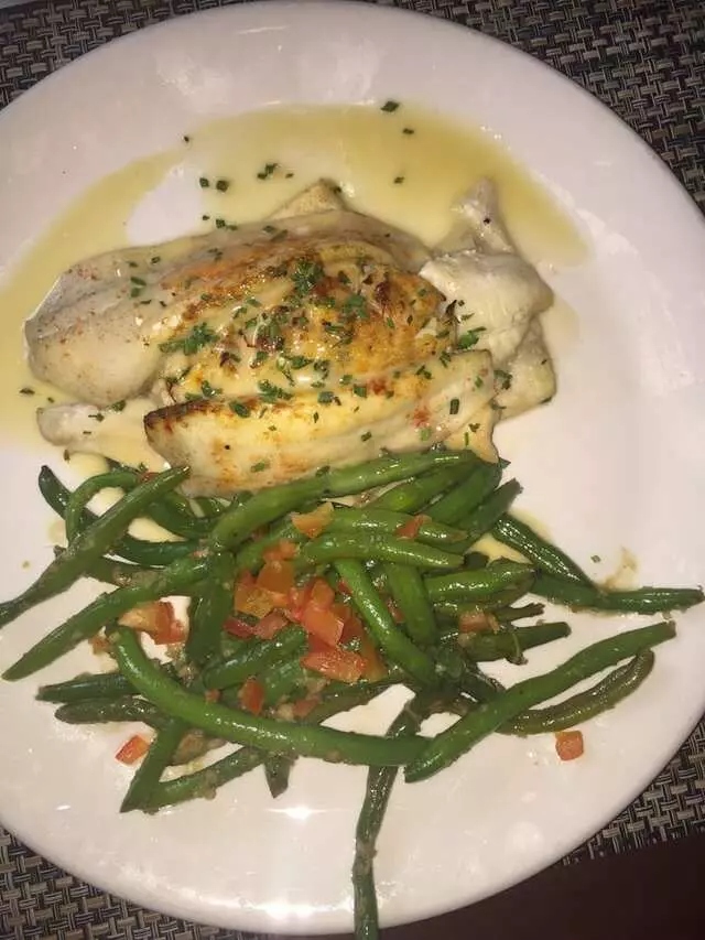 McCormick & Schmick’s Seafood & Steaks