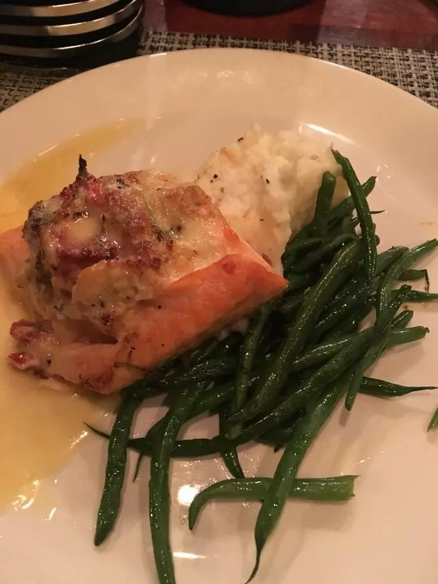 McCormick & Schmick’s Seafood & Steaks