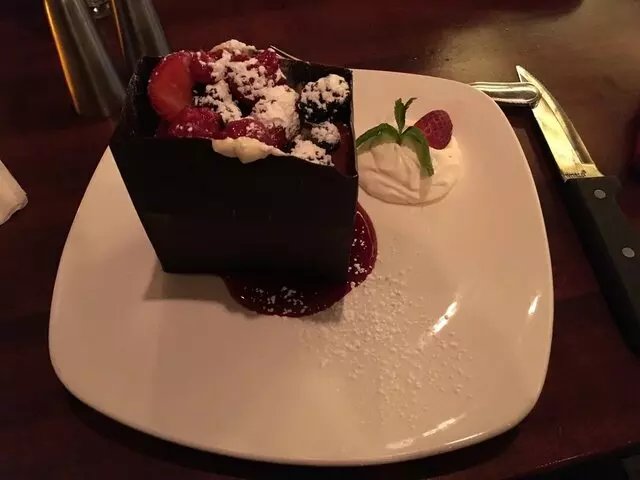 McCormick & Schmick’s Seafood & Steaks