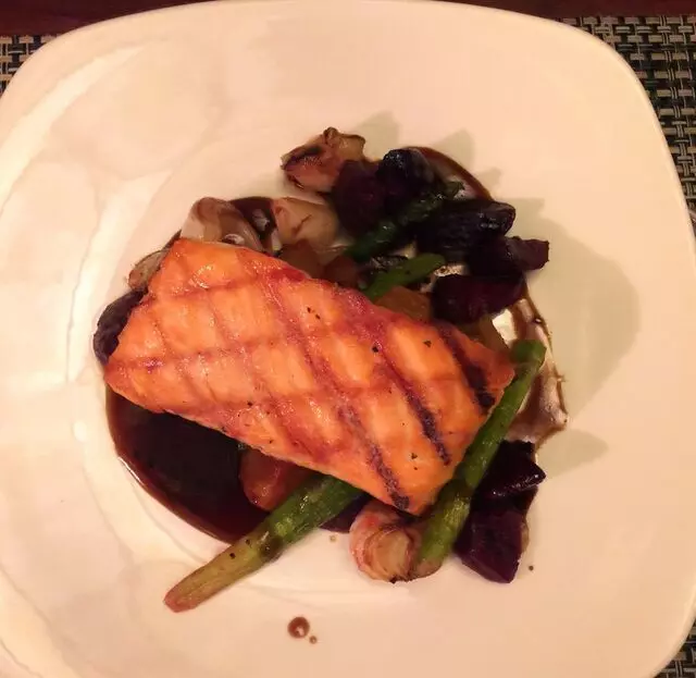McCormick & Schmick’s Seafood & Steaks