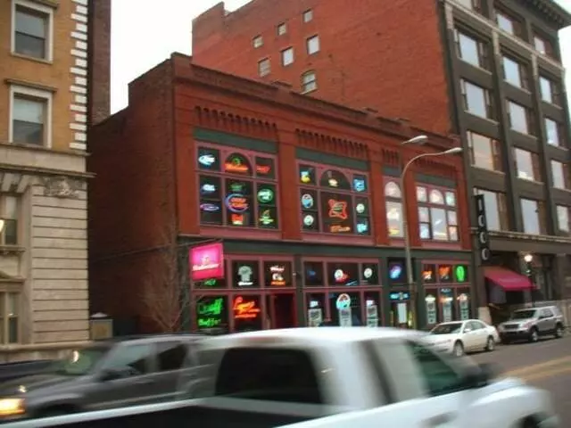 The Quaff Bar & Grill