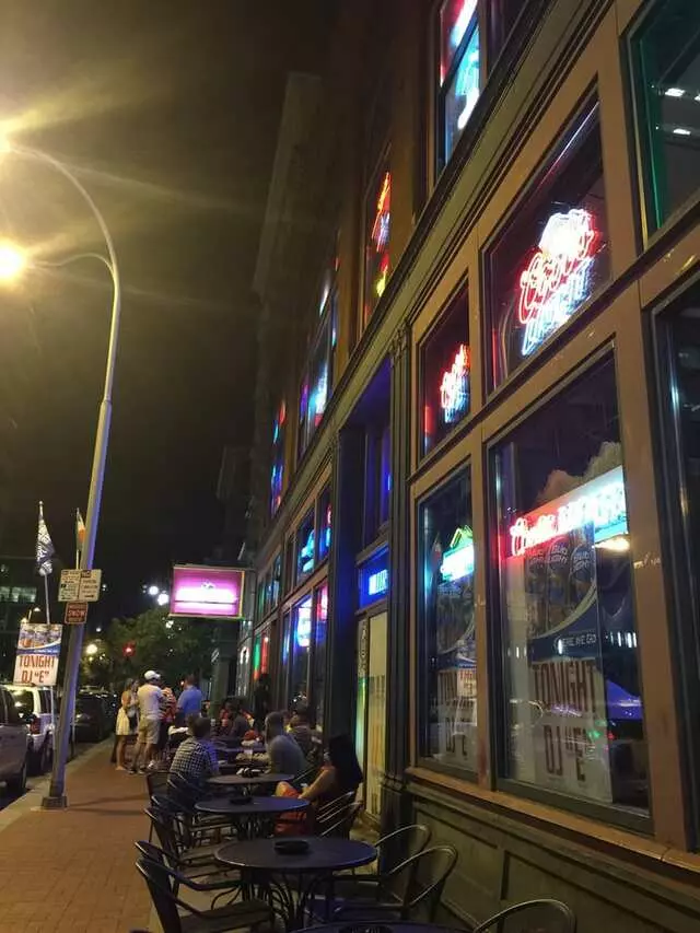 The Quaff Bar & Grill