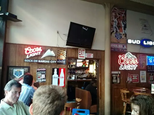 The Quaff Bar & Grill